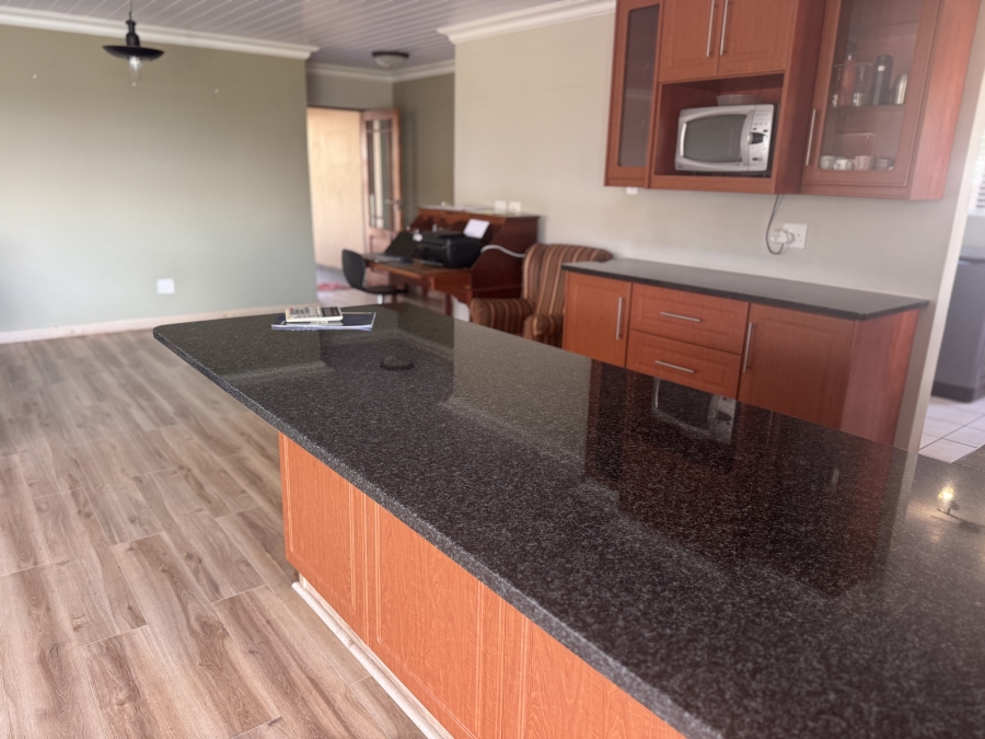 4 Bedroom Property for Sale in Monte Christo Western Cape